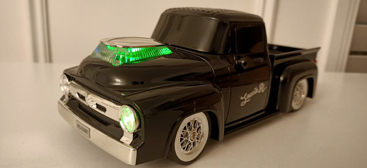 FORD F100 BLUETOOTH SPEAKERS IN WHITE