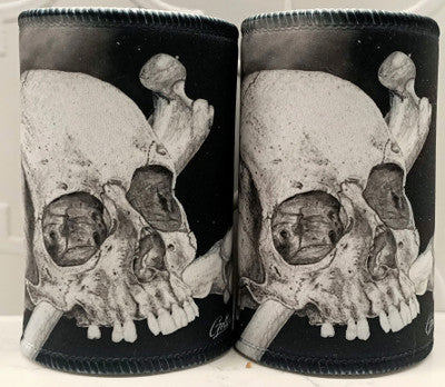 BLACK SKULL STUBBY COOLER